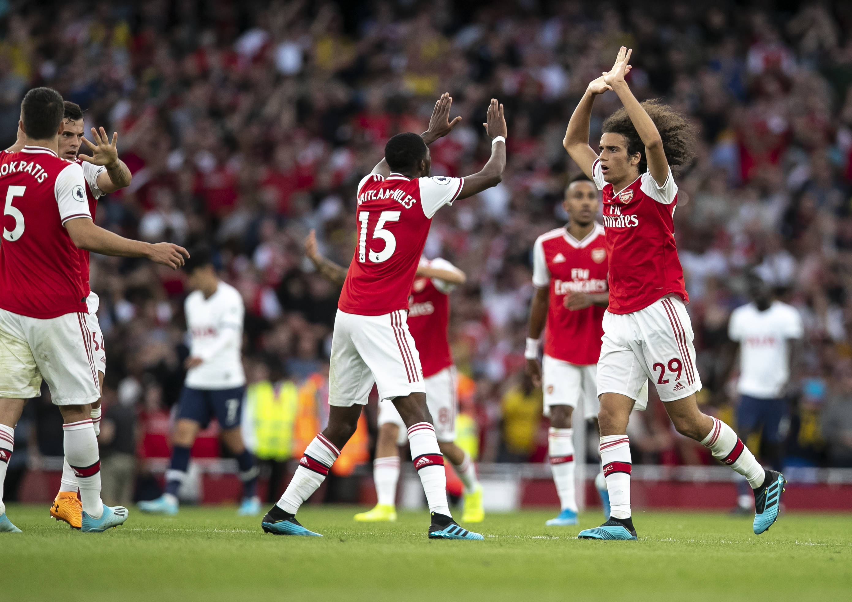 关于尼斯遭遇重创，拜仁慕尼黑无视阻力的信息