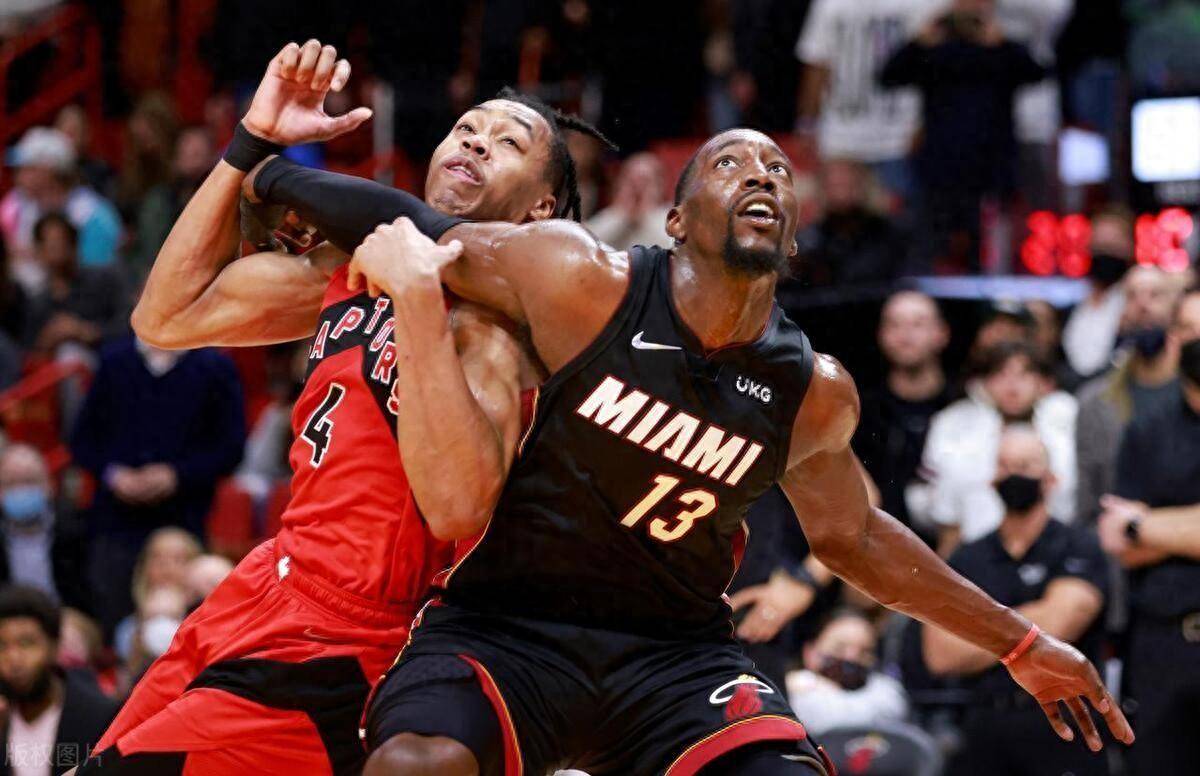 关于顶级对决:精彩比赛抢眼看点的信息