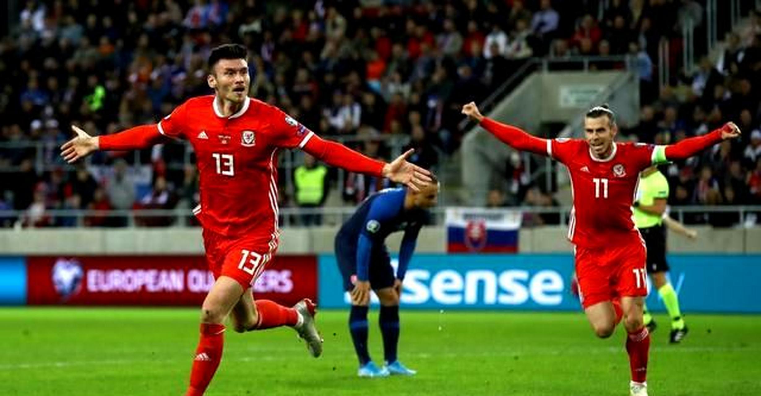 关于克罗地亚国家队在欧预赛中全面击败对手，晋级下一轮的信息