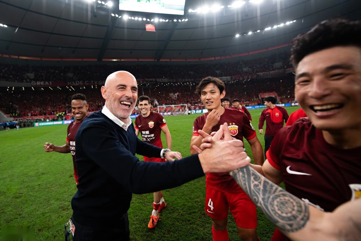 上港队长发挥出色,率领球队取得连胜的简单介绍 上港队长发挥出色,率领球队取得连胜的简单介绍