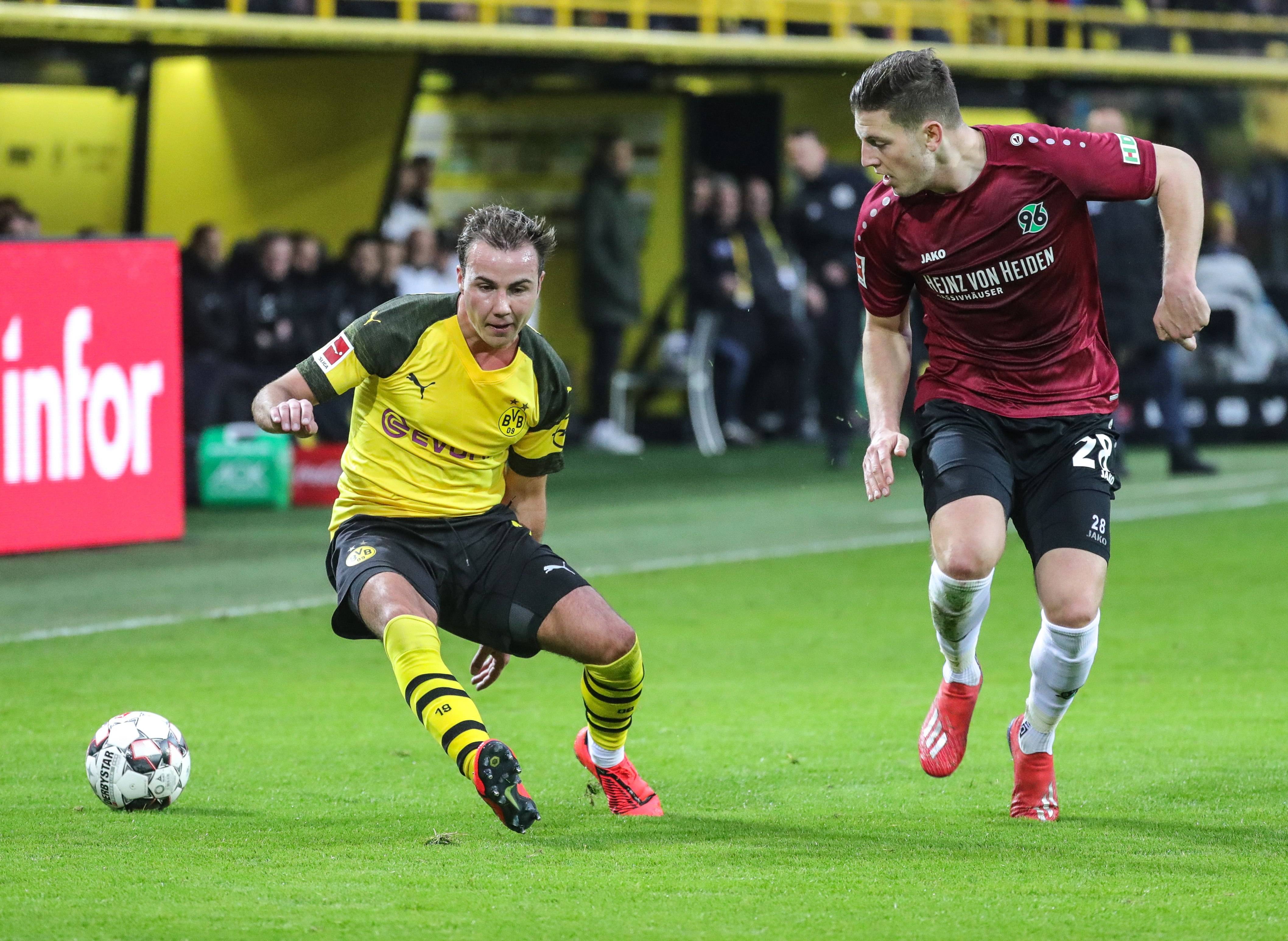 利兹联士气高昂，争取在客场击败对手的简单介绍