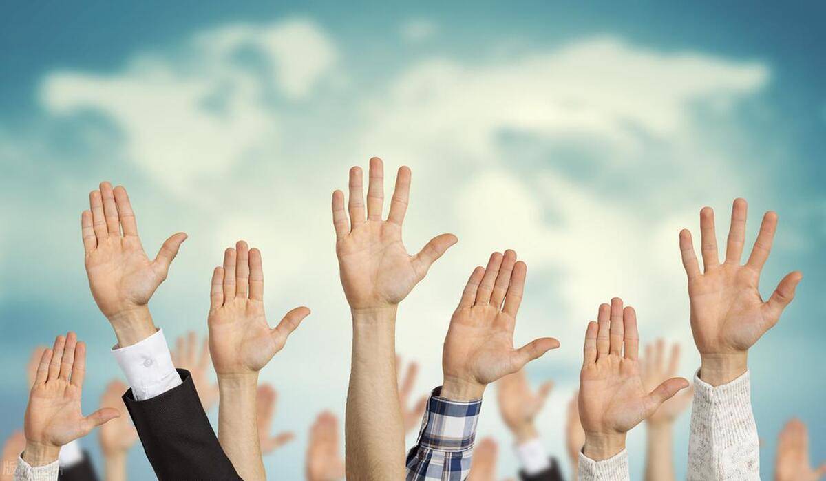 包含波鸿连续两轮不败，保持斗志十足的词条