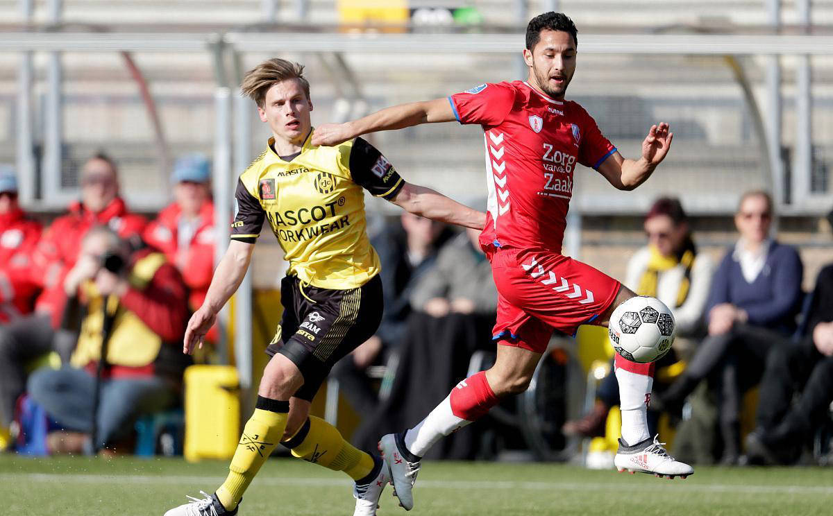 包含热那亚客场不敌强敌，保级形势严峻的词条