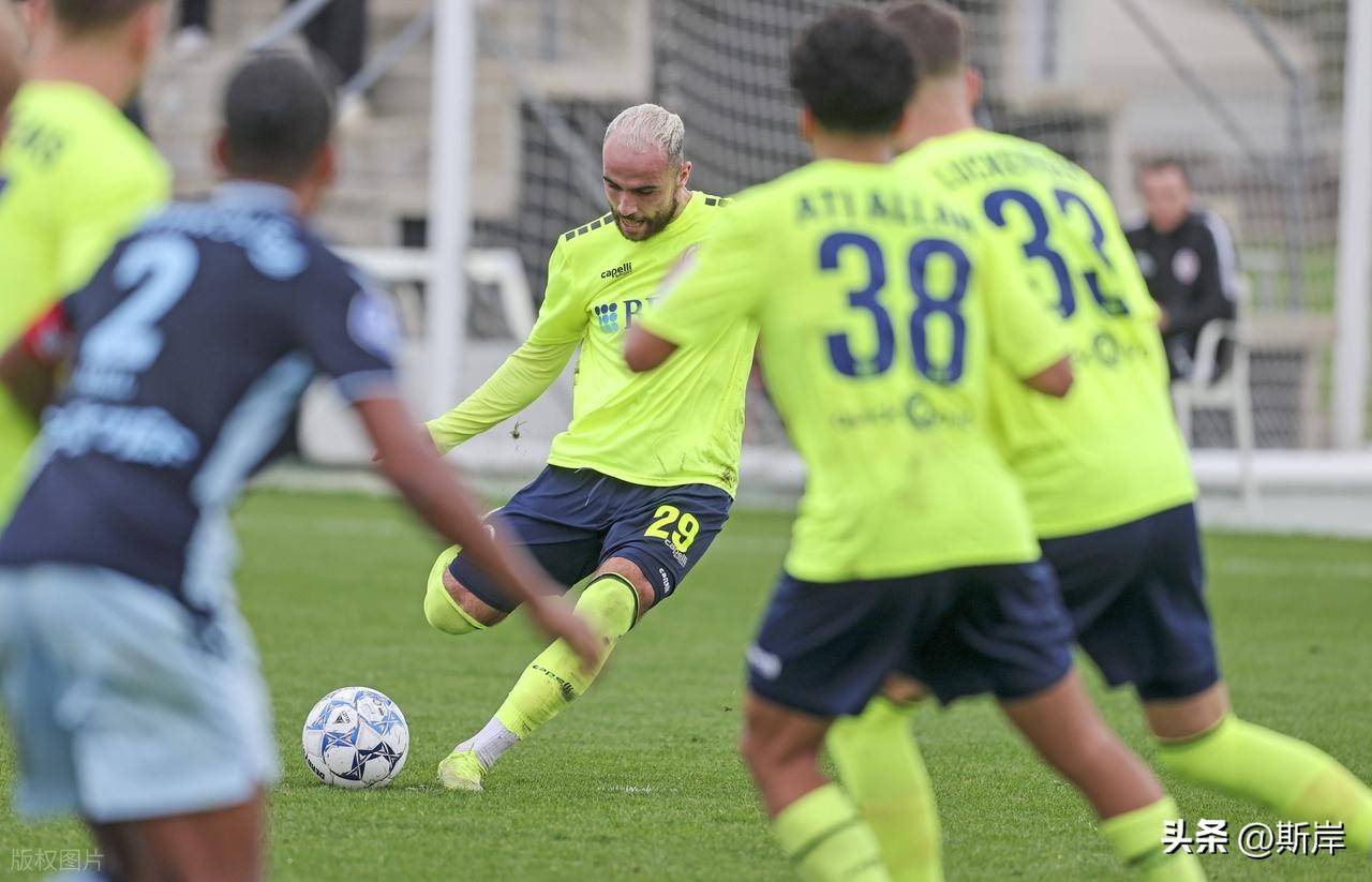 哥伦比亚天才边锋赞叹德甲比赛水平，期待与顶尖球队对决