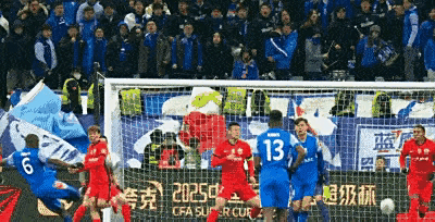 足球比赛剧情反转,卫冕冠军一路颓废 足球比赛剧情反转,卫冕冠军一路颓废