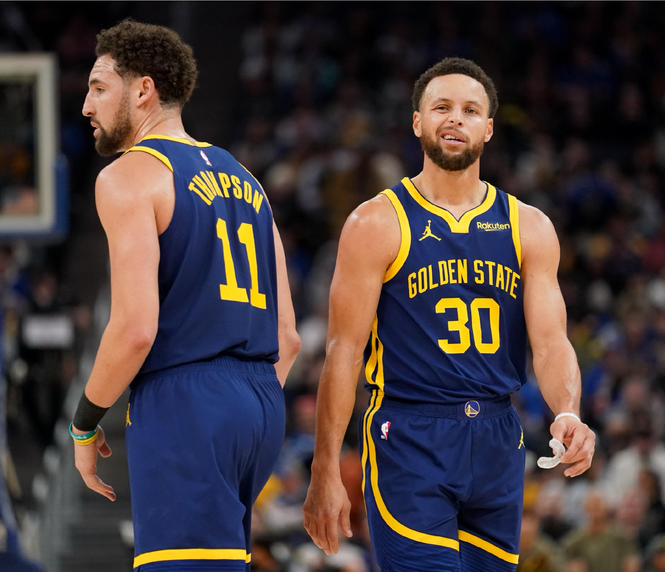 勇士战胜尼克斯,豪取十一连胜 勇士战胜尼克斯,豪取十一连胜