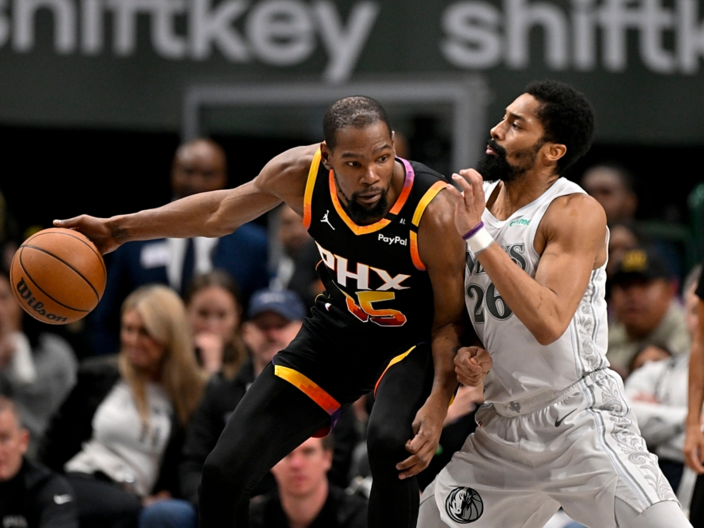 独行侠碾压太阳，詹姆斯刷新纪录