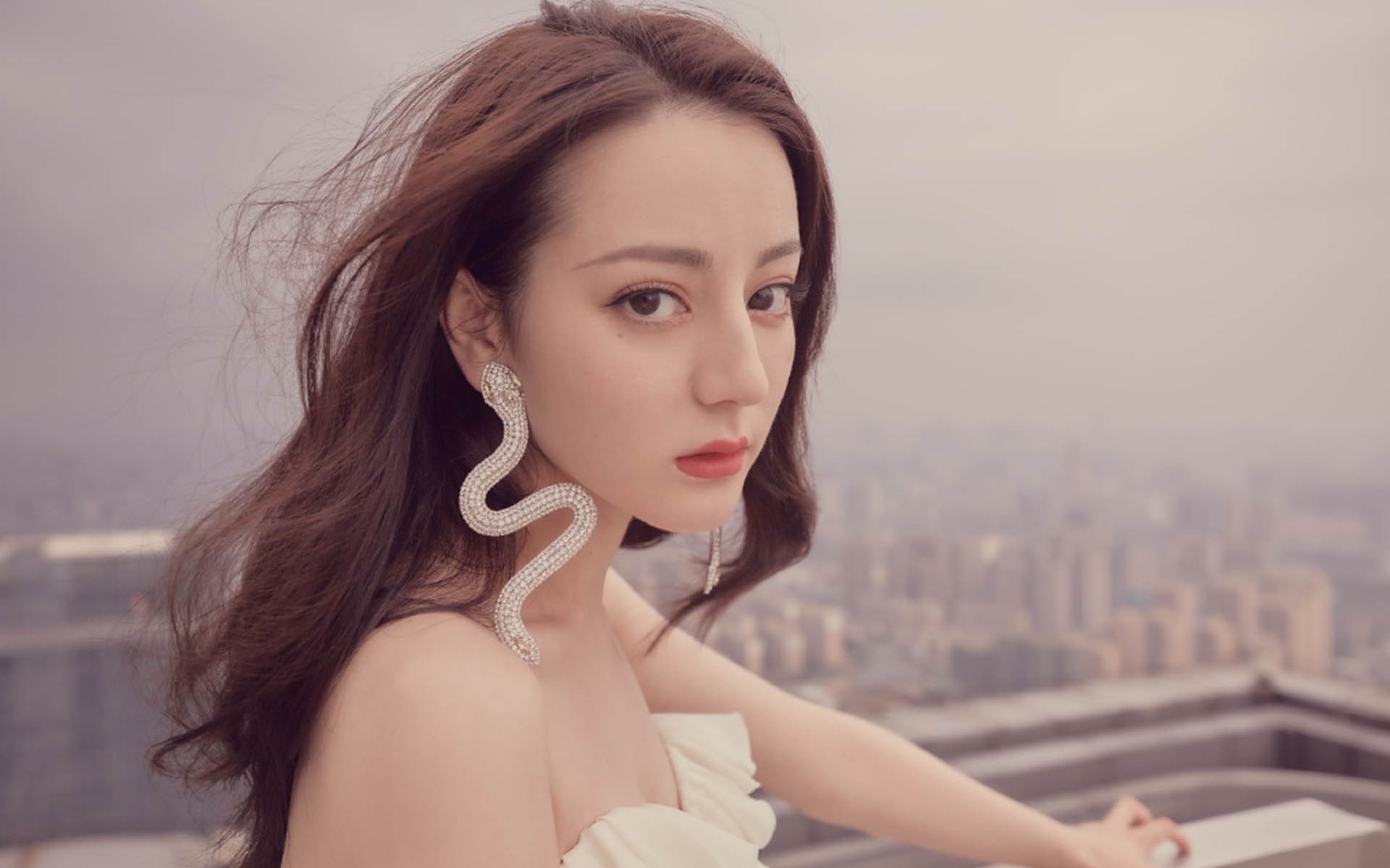 亚洲绿鹰展翅，法国刺客封喉，伊朗压制巴拉圭，格列兹曼化身关键先生