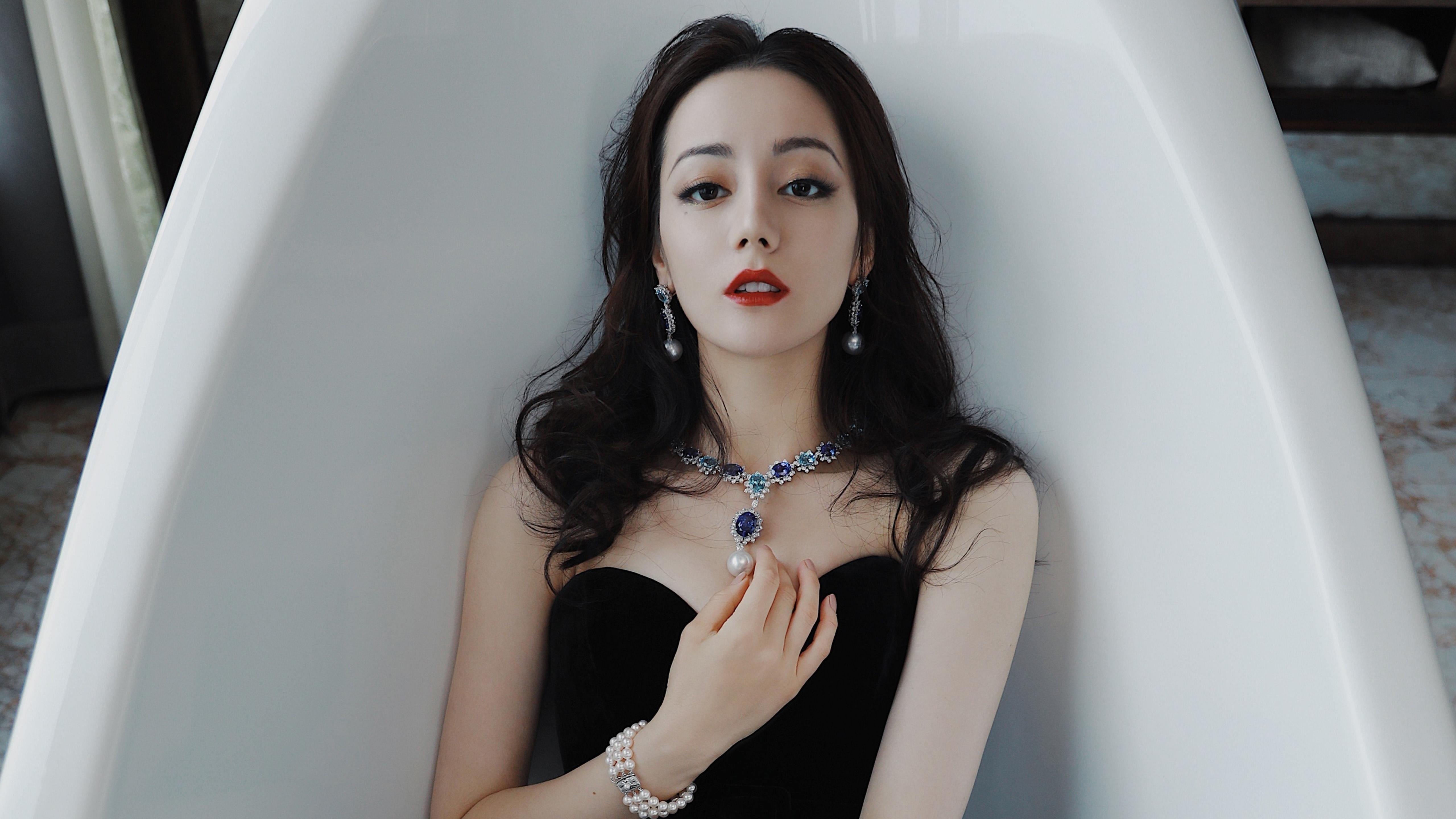 强者恒强，新星闪耀，2026世界杯F组强强对话，西班牙完胜伊拉克，三笘薰闪耀全场
